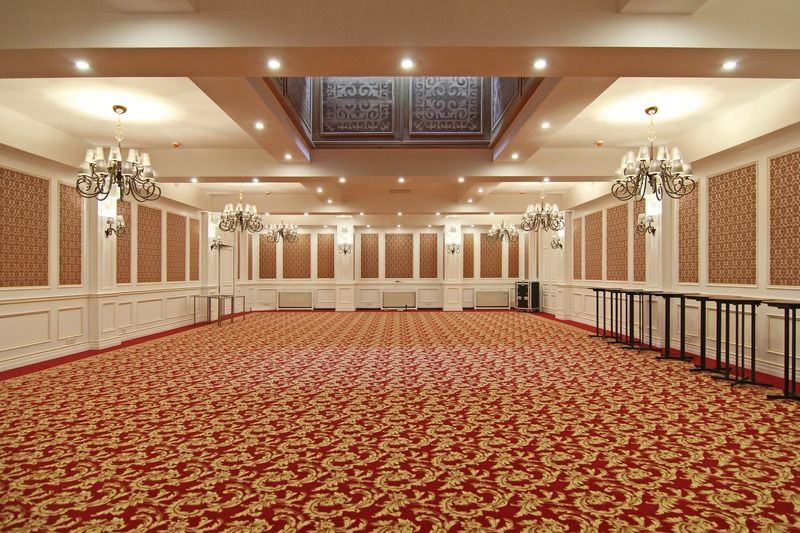 Orion Hotel Bishkek Bagian luar foto The ballroom at the hotel