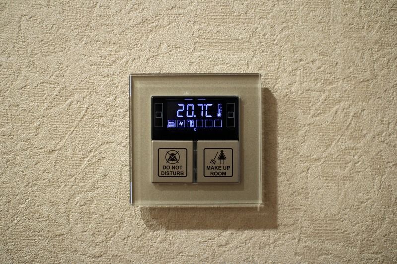 Orion Hotel Bishkek Bagian luar foto A digital thermostat